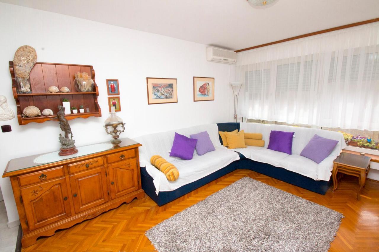 Apartman Seka Omis Exterior photo